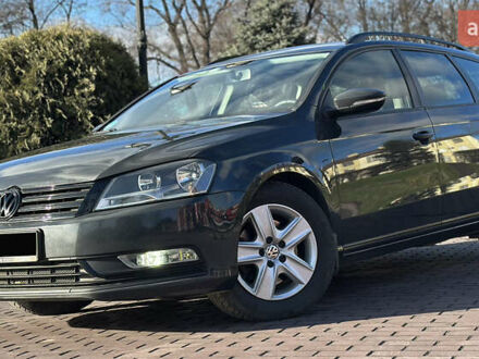 Серый Фольксваген Пассат, объемом двигателя 2 л и пробегом 316 тыс. км за 9999 $, фото 1 на Automoto.ua