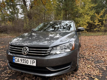 Серый Фольксваген Пассат, объемом двигателя 1.8 л и пробегом 197 тыс. км за 10499 $, фото 1 на Automoto.ua
