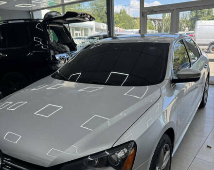 Сірий Фольксваген Пассат, об'ємом двигуна 1.8 л та пробігом 230 тис. км за 10500 $, фото 1 на Automoto.ua