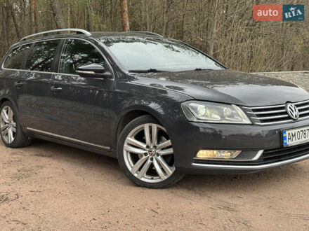 Фольксваген Пассат 2014 в Житомире на Automoto.ua Серый Фольксваген Пассат, объемом двигателя 1.97 л и пробегом 240 тыс. км за 12550 $, фото 1 на Automoto.ua