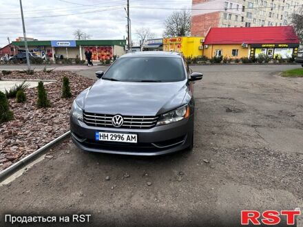 Серый Фольксваген Пассат, объемом двигателя 2 л и пробегом 207 тыс. км за 11500 $, фото 1 на Automoto.ua