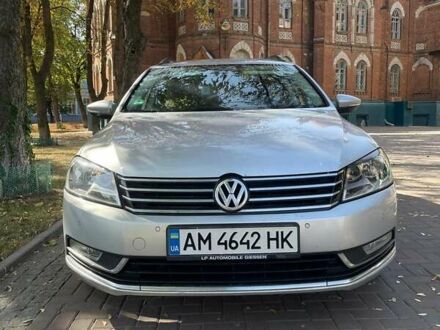 Фольксваген Пассат 2014 в Сумах на Automoto.ua Серый Фольксваген Пассат, объемом двигателя 1.97 л и пробегом 290 тыс. км за 11000 $, фото 1 на Automoto.ua