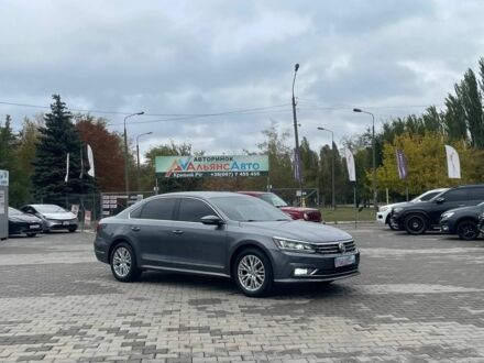 Фольксваген Пассат 2015 в Кривом Роге на Automoto.ua Серый Фольксваген Пассат, объемом двигателя 1.8 л и пробегом 169 тыс. км за 13000 $, фото 1 на Automoto.ua