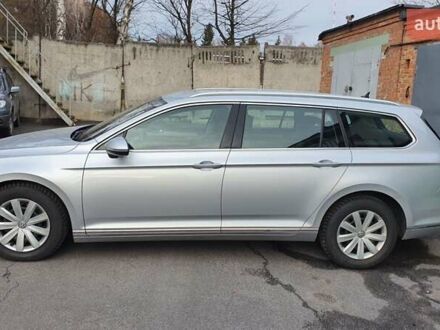 Серый Фольксваген Пассат, объемом двигателя 1.97 л и пробегом 180 тыс. км за 20000 $, фото 1 на Automoto.ua