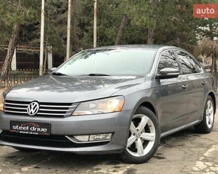 Серый Фольксваген Пассат, объемом двигателя 1.8 л и пробегом 153 тыс. км за 11499 $, фото 1 на Automoto.ua