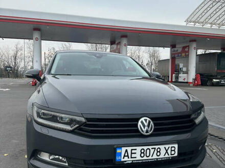 Серый Фольксваген Пассат, объемом двигателя 2 л и пробегом 257 тыс. км за 16900 $, фото 1 на Automoto.ua