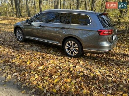 Серый Фольксваген Пассат, объемом двигателя 1.97 л и пробегом 235 тыс. км за 18100 $, фото 1 на Automoto.ua