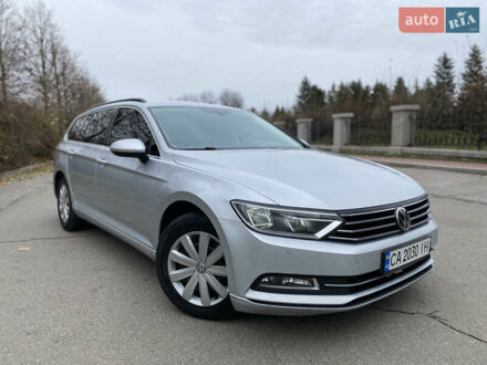 Фольксваген Пассат 2015 у Умани на Automoto.ua Сірий Фольксваген Пассат, об'ємом двигуна 2 л та пробігом 265 тис. км за 13900 $, фото 1 на Automoto.ua