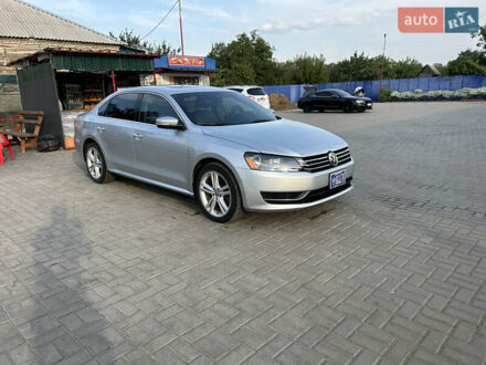 Фольксваген Пассат 2015 в Дружковке на Automoto.ua Серый Фольксваген Пассат, объемом двигателя 2 л и пробегом 201 тыс. км за 13800 $, фото 1 на Automoto.ua