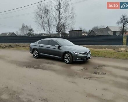 Сірий Фольксваген Пассат, об'ємом двигуна 2 л та пробігом 230 тис. км за 16200 $, фото 1 на Automoto.ua