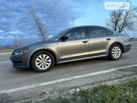 Сірий Фольксваген Пассат, об'ємом двигуна 1.8 л та пробігом 136 тис. км за 10500 $, фото 1 на Automoto.ua