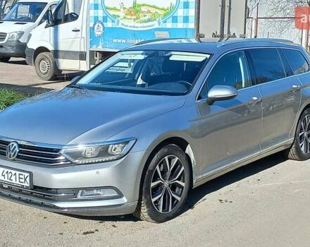 Фольксваген Пассат 2016 в Львове на Automoto.ua Серый Фольксваген Пассат, объемом двигателя 1.97 л и пробегом 277 тыс. км за 16900 $, фото 1 на Automoto.ua
