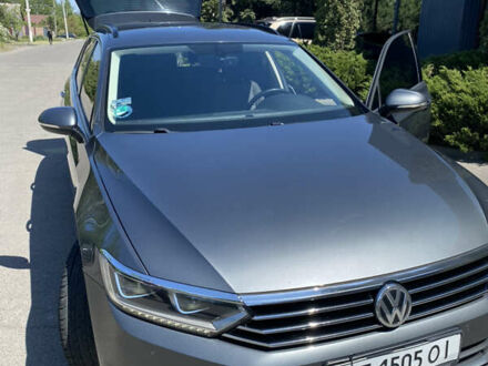 Фольксваген Пассат 2016 в Павлограде на Automoto.ua Серый Фольксваген Пассат, объемом двигателя 1.97 л и пробегом 250 тыс. км за 14500 $, фото 1 на Automoto.ua