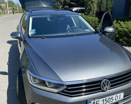 Фольксваген Пассат 2016 у Павлограде на Automoto.ua Сірий Фольксваген Пассат, об'ємом двигуна 1.97 л та пробігом 250 тис. км за 14500 $, фото 1 на Automoto.ua