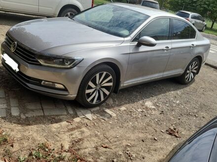 Серый Фольксваген Пассат, объемом двигателя 2 л и пробегом 300 тыс. км за 16900 $, фото 1 на Automoto.ua