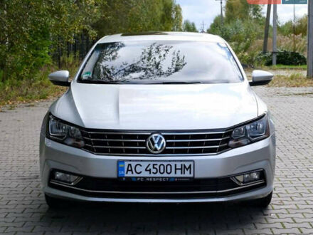 Серый Фольксваген Пассат, объемом двигателя 1.8 л и пробегом 139 тыс. км за 14400 $, фото 1 на Automoto.ua