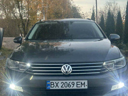 Серый Фольксваген Пассат, объемом двигателя 1.6 л и пробегом 216 тыс. км за 13100 $, фото 1 на Automoto.ua