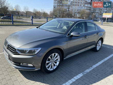 Фольксваген Пассат 2016 в Червонограде на Automoto.ua Серый Фольксваген Пассат, объемом двигателя 1.6 л и пробегом 198 тыс. км за 16500 $, фото 1 на Automoto.ua