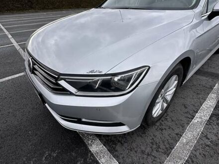 Серый Фольксваген Пассат, объемом двигателя 1.97 л и пробегом 306 тыс. км за 15000 $, фото 1 на Automoto.ua