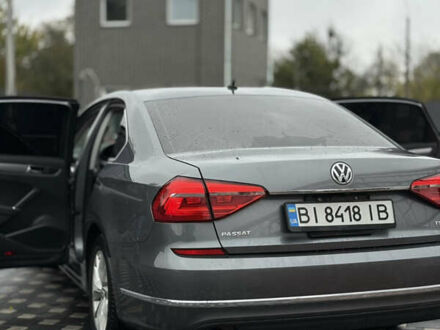 Серый Фольксваген Пассат, объемом двигателя 1.8 л и пробегом 138 тыс. км за 12500 $, фото 1 на Automoto.ua