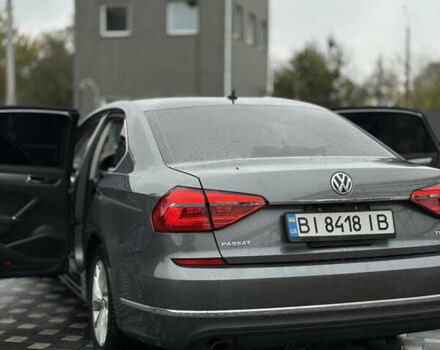 Серый Фольксваген Пассат, объемом двигателя 1.8 л и пробегом 138 тыс. км за 12500 $, фото 1 на Automoto.ua