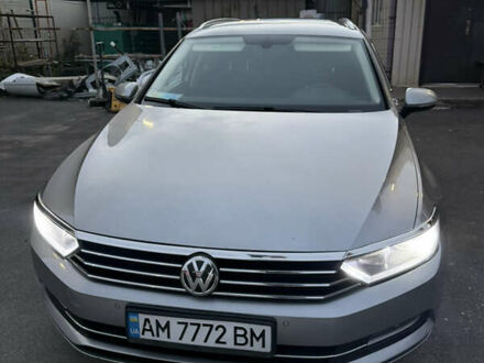 Серый Фольксваген Пассат, объемом двигателя 1.97 л и пробегом 211 тыс. км за 14900 $, фото 1 на Automoto.ua