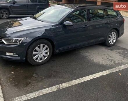 Фольксваген Пассат 2016 в Чернигове на Automoto.ua Серый Фольксваген Пассат, объемом двигателя 1.97 л и пробегом 280 тыс. км за 14400 $, фото 1 на Automoto.ua