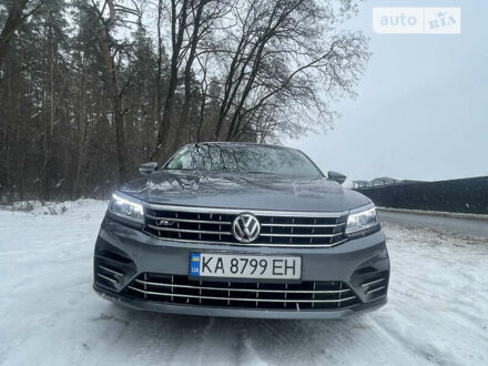 Фольксваген Пассат 2016 у Києві на Automoto.ua Сірий Фольксваген Пассат, об'ємом двигуна 1.8 л та пробігом 107 тис. км за 11800 $, фото 1 на Automoto.ua