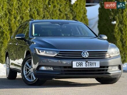 Сірий Фольксваген Пассат, об'ємом двигуна 2 л та пробігом 195 тис. км за 16999 $, фото 1 на Automoto.ua