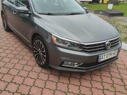 Серый Фольксваген Пассат, объемом двигателя 1.8 л и пробегом 155 тыс. км за 13600 $, фото 1 на Automoto.ua