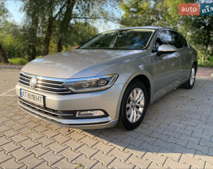 Серый Фольксваген Пассат, объемом двигателя 1.6 л и пробегом 313 тыс. км за 12900 $, фото 1 на Automoto.ua