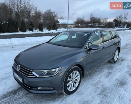 Серый Фольксваген Пассат, объемом двигателя 1.97 л и пробегом 218 тыс. км за 15900 $, фото 1 на Automoto.ua