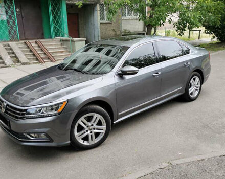 Сірий Фольксваген Пассат, об'ємом двигуна 1.8 л та пробігом 170 тис. км за 12900 $, фото 1 на Automoto.ua