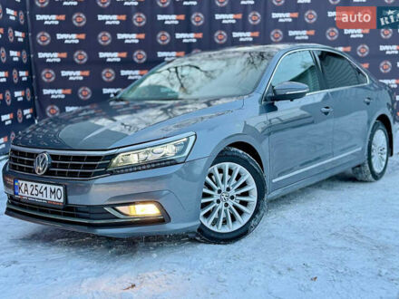 Сірий Фольксваген Пассат, об'ємом двигуна 1.8 л та пробігом 172 тис. км за 11999 $, фото 1 на Automoto.ua