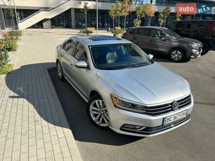 Сірий Фольксваген Пассат, об'ємом двигуна 1.8 л та пробігом 128 тис. км за 16000 $, фото 1 на Automoto.ua