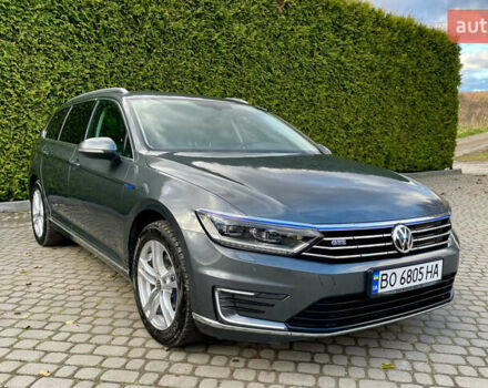 Серый Фольксваген Пассат, объемом двигателя 1.4 л и пробегом 271 тыс. км за 17500 $, фото 1 на Automoto.ua