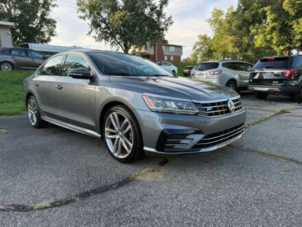 Серый Фольксваген Пассат, объемом двигателя 1.8 л и пробегом 72 тыс. км за 7200 $, фото 1 на Automoto.ua