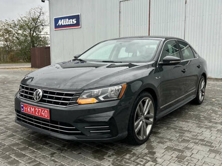 Сірий Фольксваген Пассат, об'ємом двигуна 1.8 л та пробігом 175 тис. км за 13300 $, фото 1 на Automoto.ua