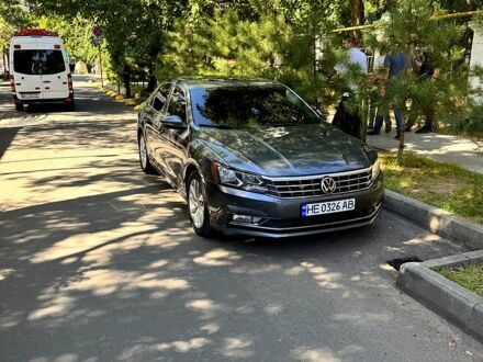 Фольксваген Пассат 2017 в Одессе на Automoto.ua Серый Фольксваген Пассат, объемом двигателя 2 л и пробегом 90 тыс. км за 13250 $, фото 1 на Automoto.ua