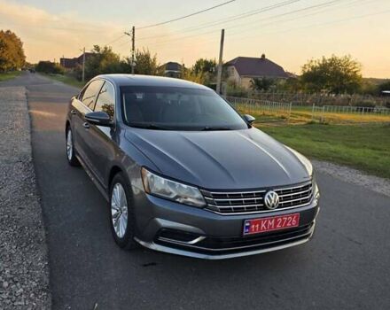 Фольксваген Пассат 2017 у Белой Церкве на Automoto.ua Сірий Фольксваген Пассат, об'ємом двигуна 1.8 л та пробігом 163 тис. км за 12600 $, фото 1 на Automoto.ua
