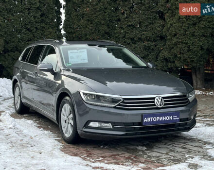 Сірий Фольксваген Пассат, об'ємом двигуна 1.6 л та пробігом 211 тис. км за 14900 $, фото 1 на Automoto.ua