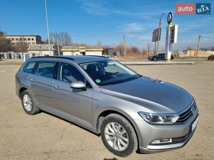 Фольксваген Пассат 2017 у Коломые на Automoto.ua Сірий Фольксваген Пассат, об'ємом двигуна 1.6 л та пробігом 255 тис. км за 13000 $, фото 1 на Automoto.ua