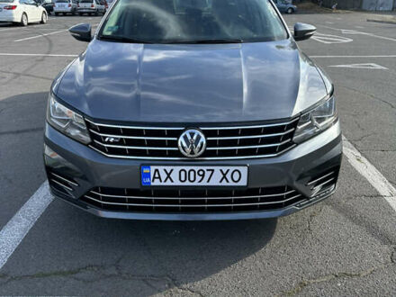 Сірий Фольксваген Пассат, об'ємом двигуна 2 л та пробігом 114 тис. км за 16500 $, фото 1 на Automoto.ua