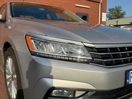 Серый Фольксваген Пассат, объемом двигателя 1.8 л и пробегом 120 тыс. км за 9200 $, фото 1 на Automoto.ua