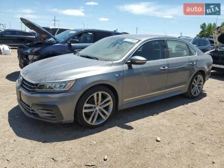 Сірий Фольксваген Пассат, об'ємом двигуна 1.8 л та пробігом 154 тис. км за 3000 $, фото 1 на Automoto.ua