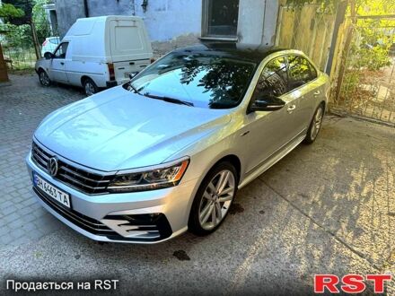 Сірий Фольксваген Пассат, об'ємом двигуна 1.8 л та пробігом 137 тис. км за 15200 $, фото 1 на Automoto.ua