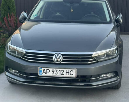 Серый Фольксваген Пассат, объемом двигателя 1.97 л и пробегом 210 тыс. км за 16000 $, фото 1 на Automoto.ua