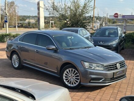 Сірий Фольксваген Пассат, об'ємом двигуна 1.8 л та пробігом 137 тис. км за 13999 $, фото 1 на Automoto.ua