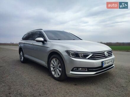 Фольксваген Пассат 2017 в Гайвороне на Automoto.ua Серый Фольксваген Пассат, объемом двигателя 1.97 л и пробегом 186 тыс. км за 19500 $, фото 1 на Automoto.ua