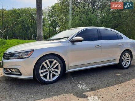 Сірий Фольксваген Пассат, об'ємом двигуна 1.8 л та пробігом 178 тис. км за 15000 $, фото 1 на Automoto.ua